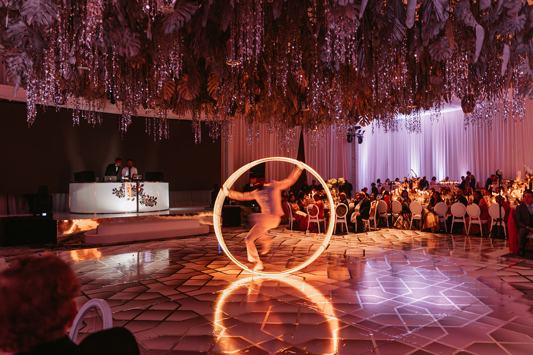 entertainment acts for luxury weddings