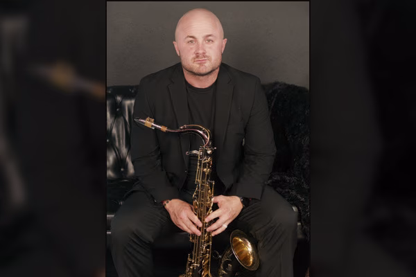 Alex Styers Dallas Solo Sax performer for corporate events